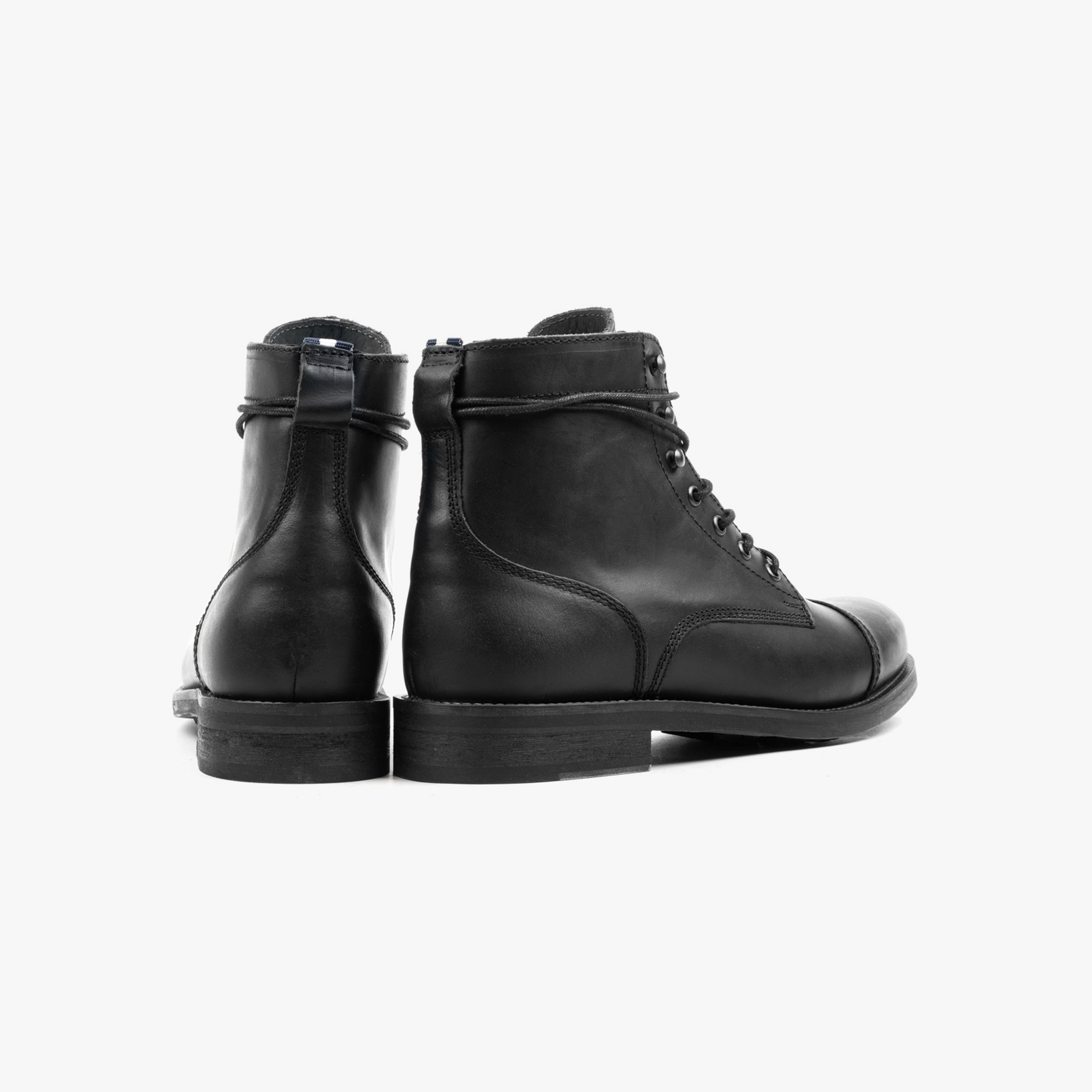 Beret Toe Cap Boot Black Waxy Leather - ALPINA BRANDS