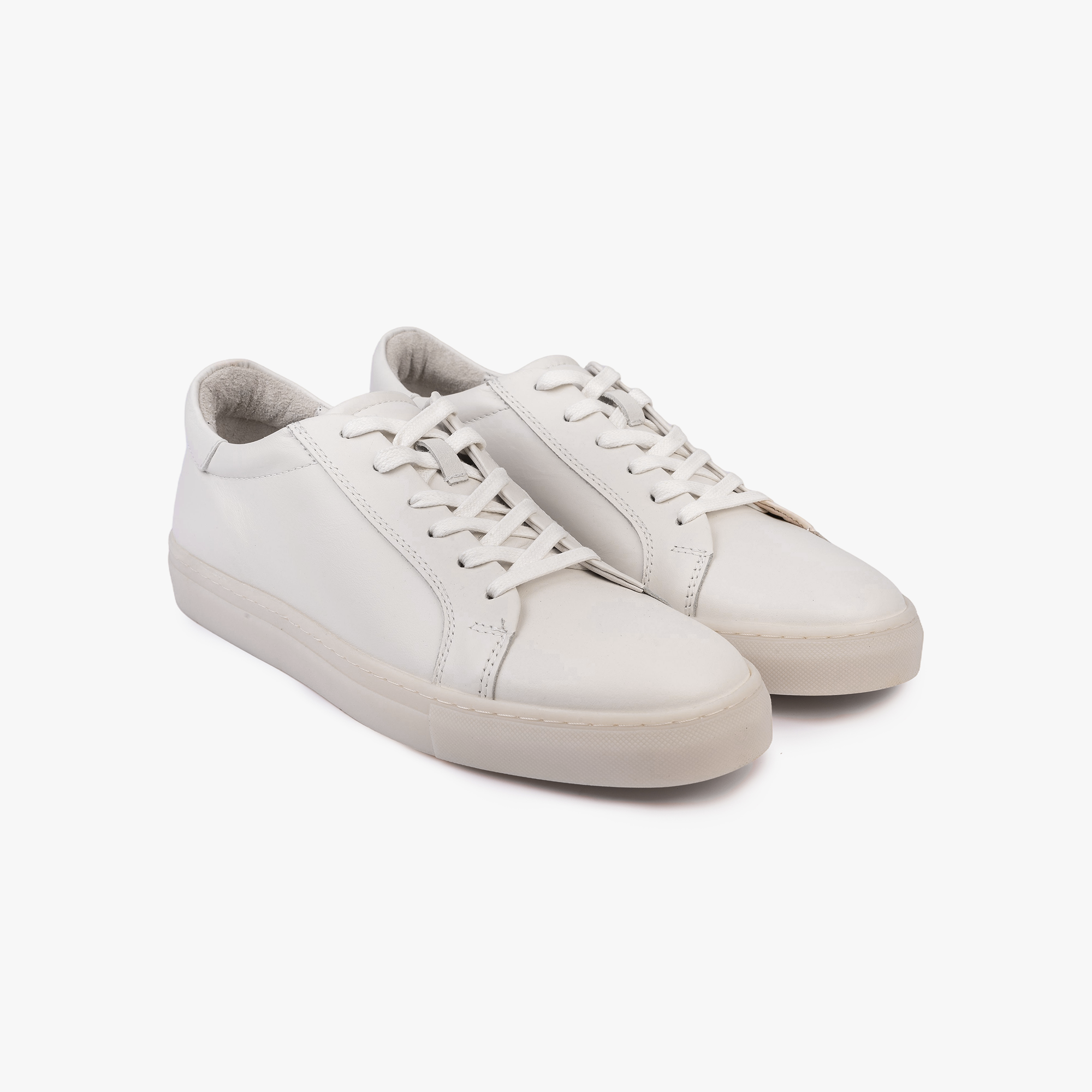 Finn LC1 Off White Leather - ALPINA BRANDS