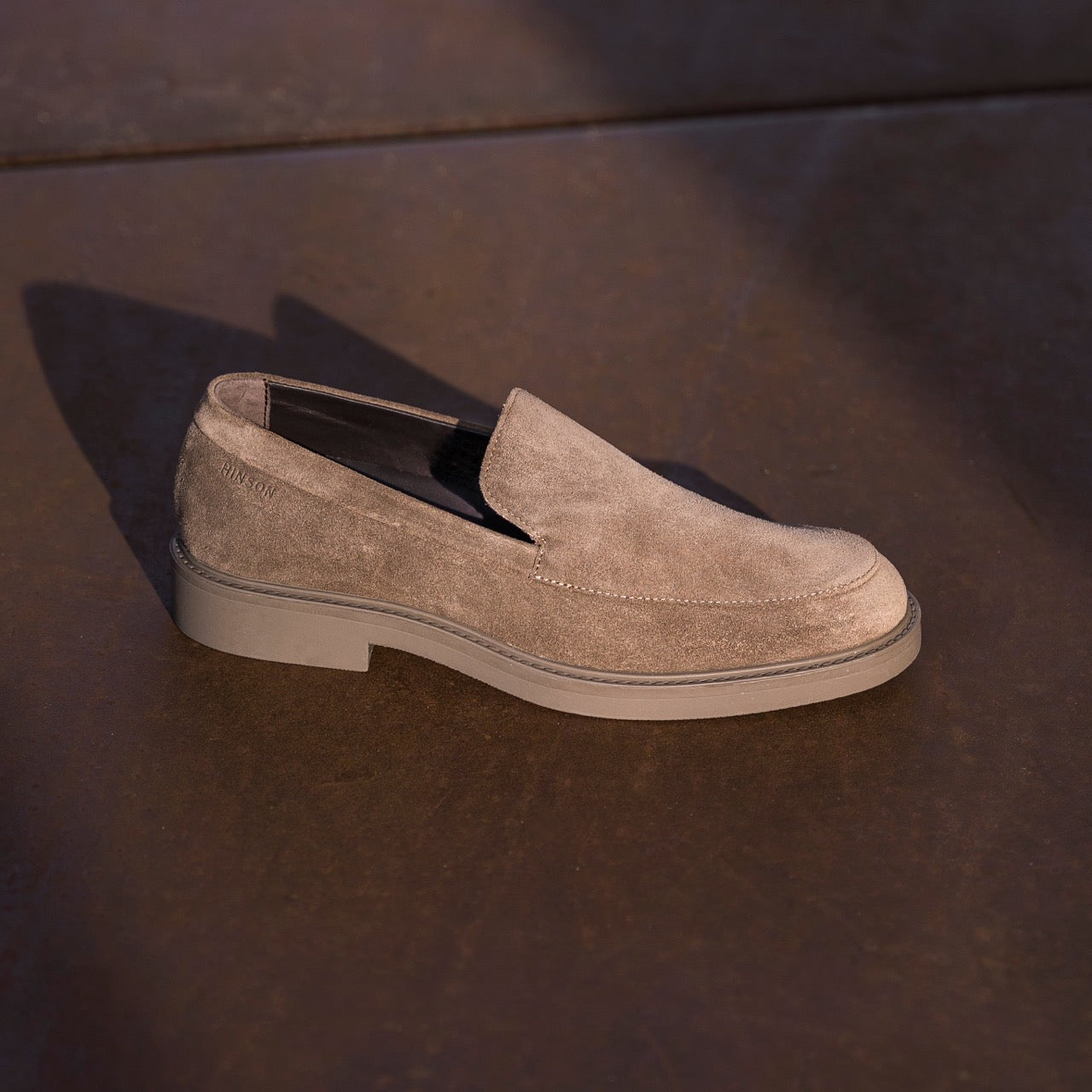 Hinson Beatenberg Loafer Echo Taupe Suede - ALPINA BRANDS