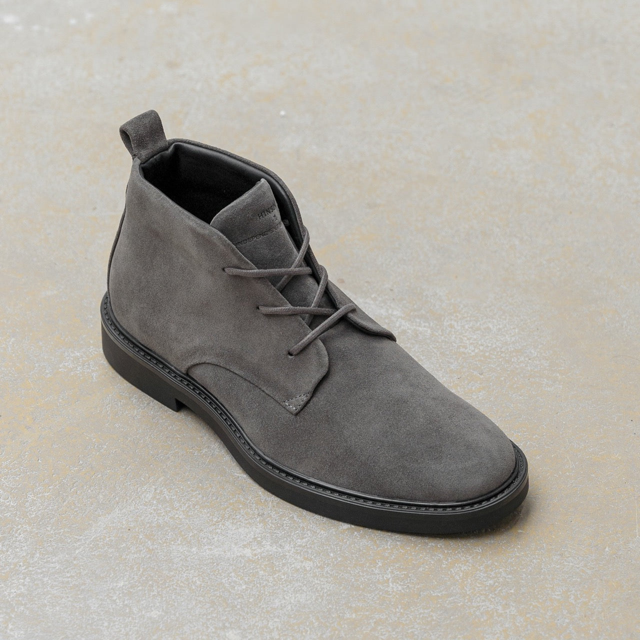 Beatenberg Chukka Fumo Velours - ALPINA BRANDS