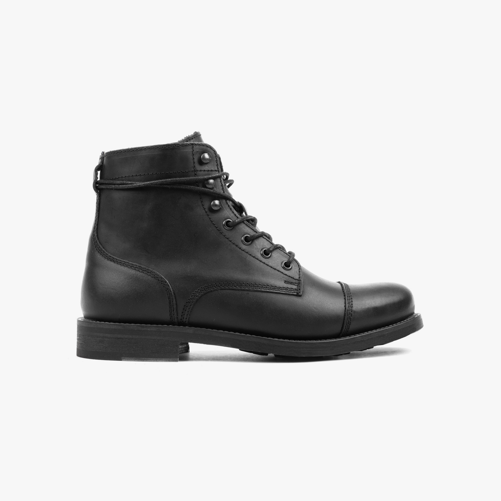 Beret Toe Cap Boot Black Waxy Leather - ALPINA BRANDS